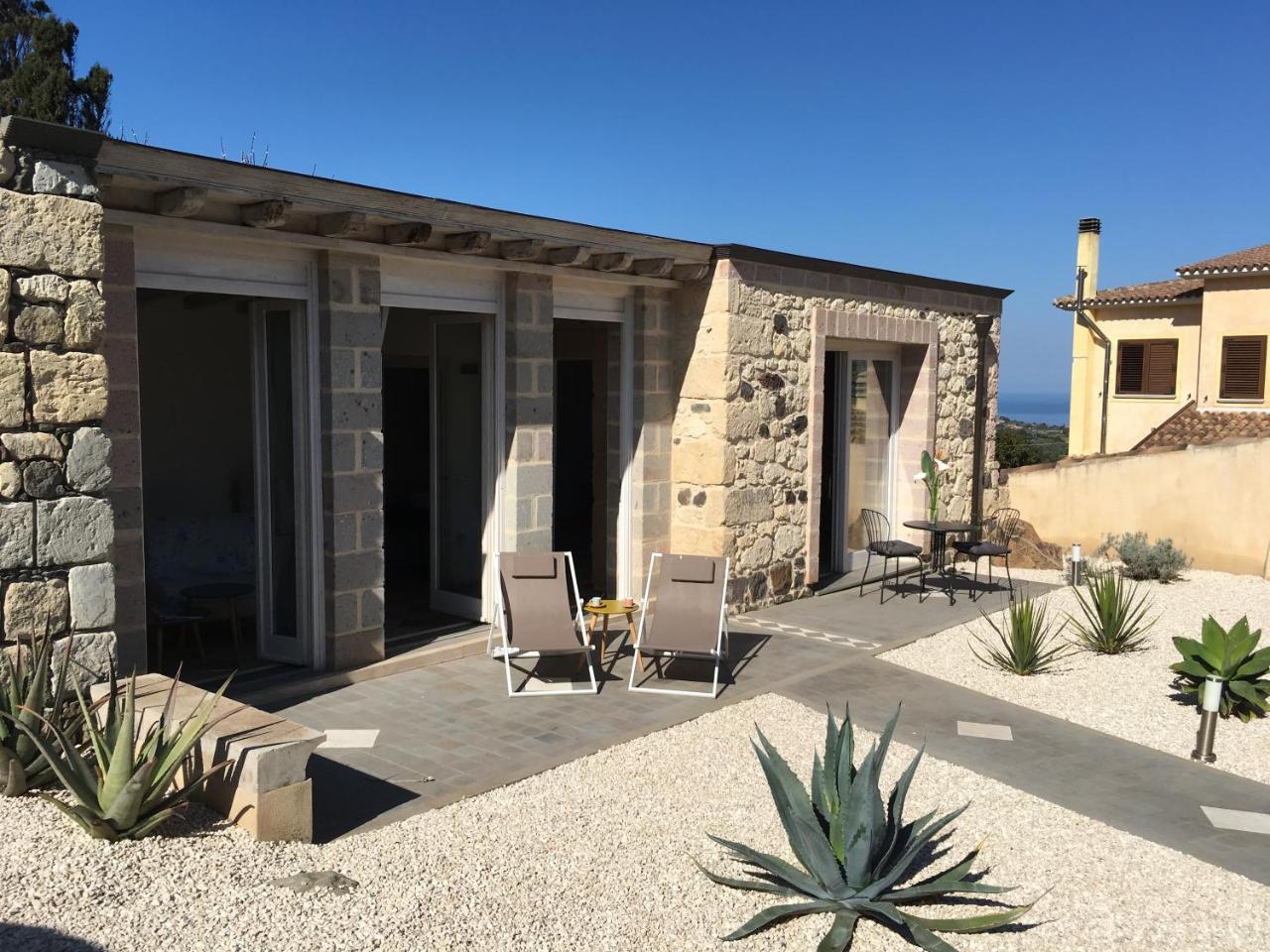 La Petite Maison Tresnuraghes Екстер'єр фото
